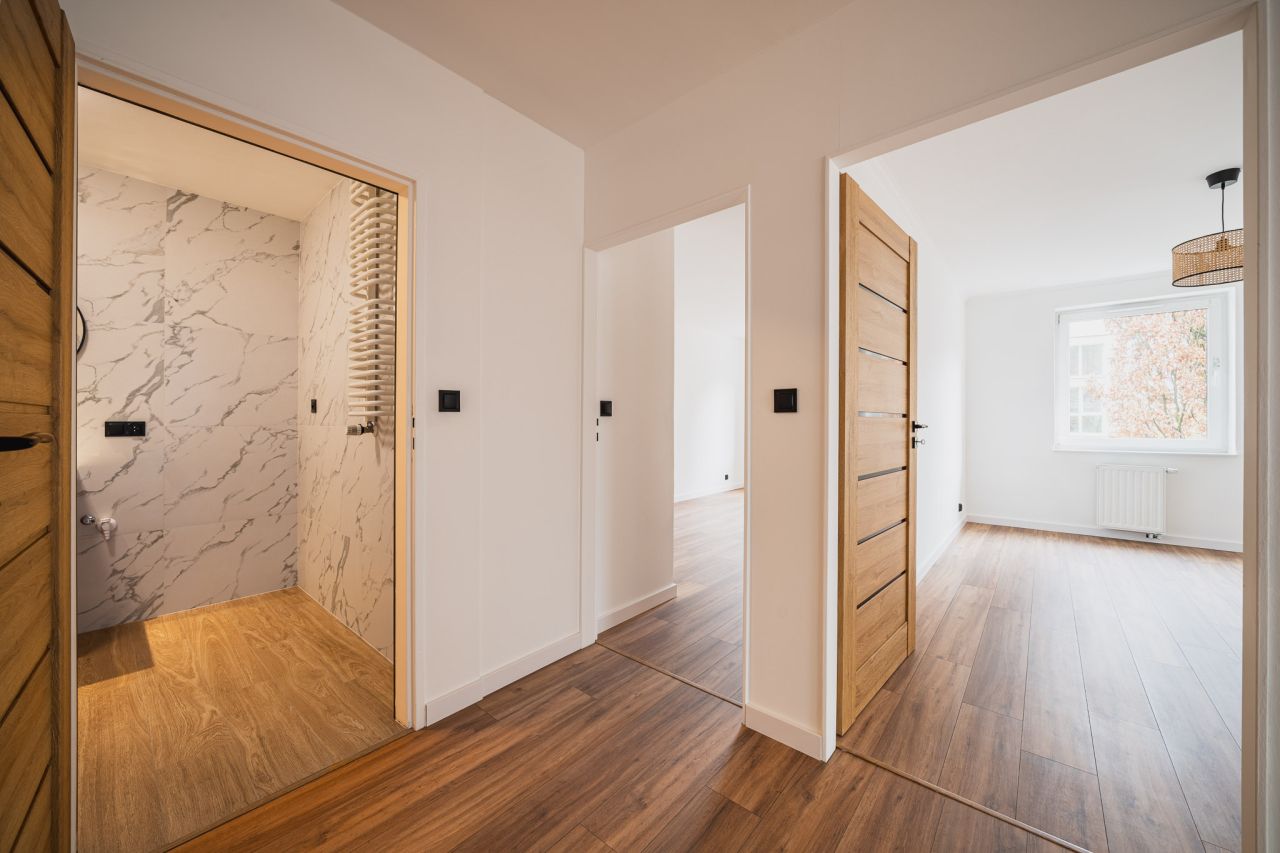 Mieszkanie 3-pokojowe Kraków Kurdwanów, ul. Turniejowa. Zdjęcie 3