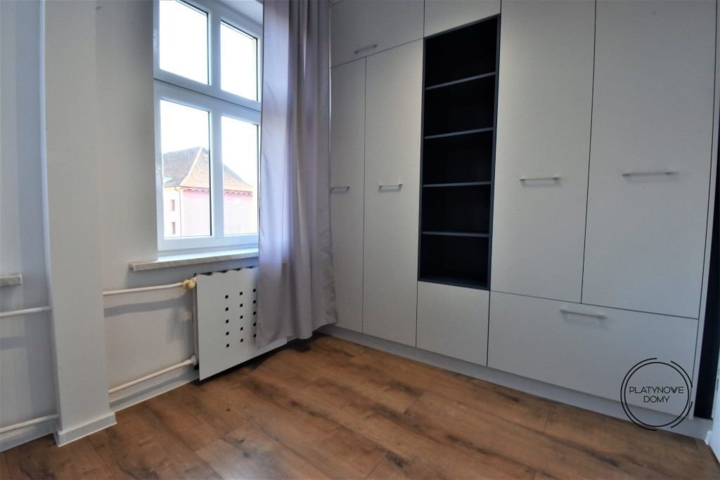 Mieszkanie 2-pokojowe Zabrze, pl. Plac Warszawski. Zdjęcie 4