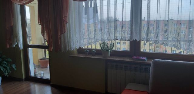 Mieszkanie 3-pokojowe Starachowice, ul. Leśna. Zdjęcie 1