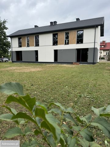 bliźniak, 6 pokoi Sobienie-Jeziory, ul. Lipowa. Zdjęcie 1