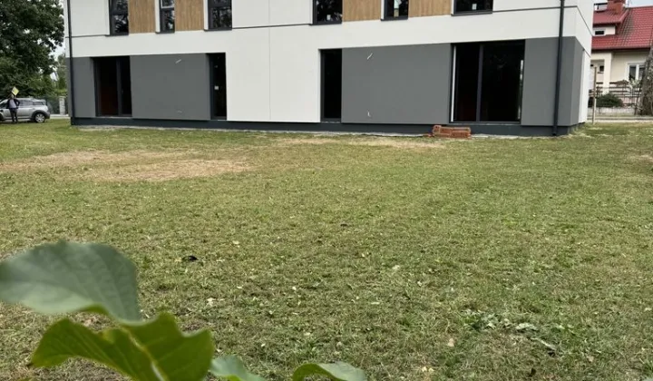 bliźniak, 6 pokoi Sobienie-Jeziory, ul. Lipowa