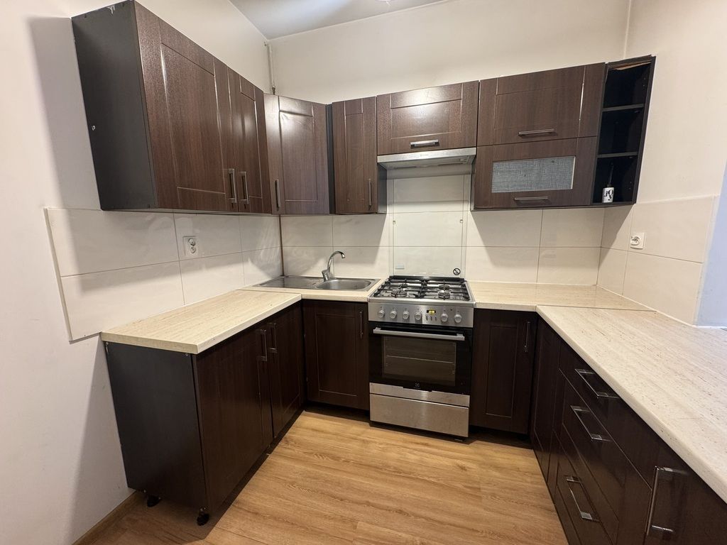 Mieszkanie 3-pokojowe Kłodzko, ul. Więźniów Politycznych. Zdjęcie 3