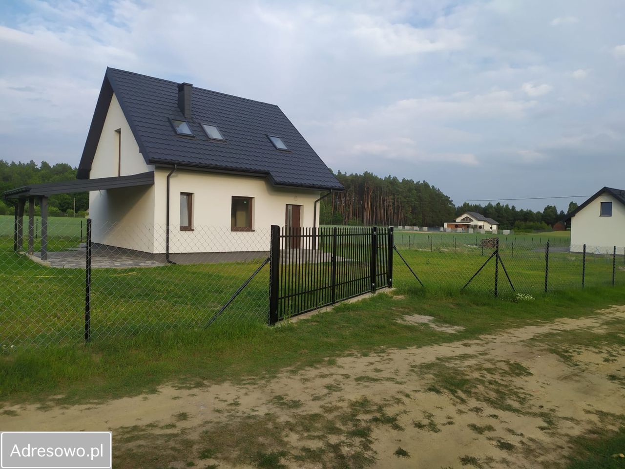 dom wolnostojący, 4 pokoje Królewo. Zdjęcie 3