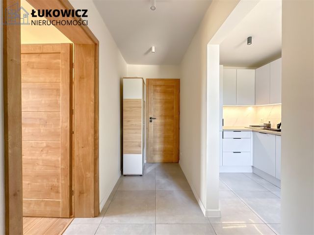 dom wolnostojący, 9 pokoi Kaniów. Zdjęcie 6