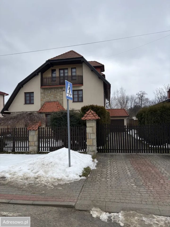 dom wolnostojący, 8 pokoi Krosno, ul. Romualda Traugutta. Zdjęcie 5