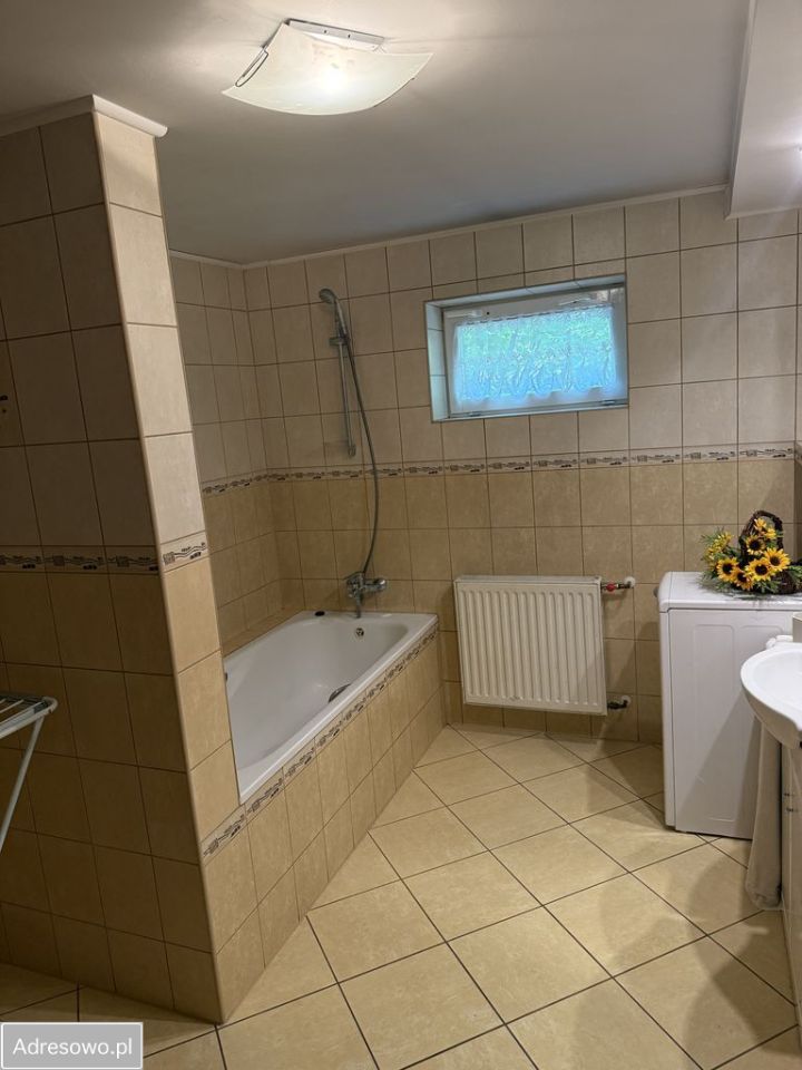 dom wolnostojący, 5 pokoi Stróża. Zdjęcie 7