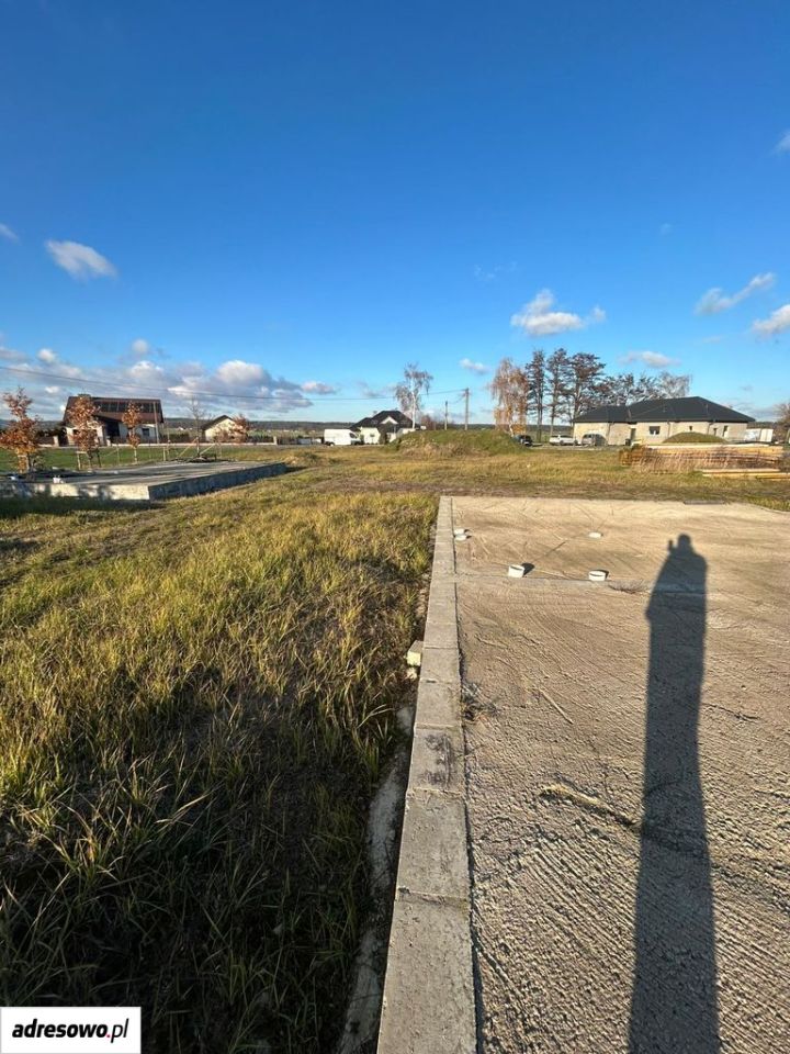 Działka budowlana Perzów. Zdjęcie 3