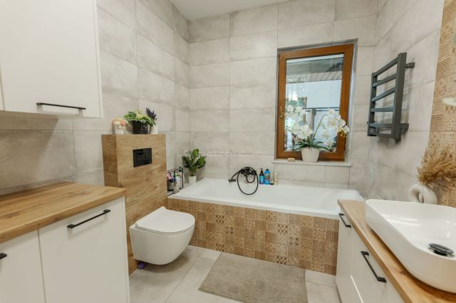 dom wolnostojący, 4 pokoje Szadki. Zdjęcie 15