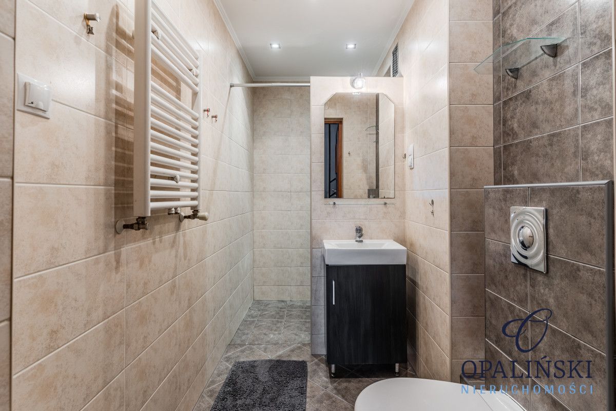 dom wolnostojący, 5 pokoi Kosina. Zdjęcie 15