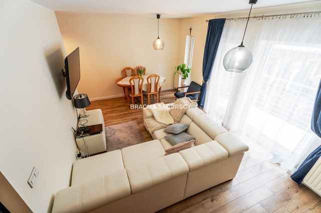 Mieszkanie 4-pokojowe Kraków Swoszowice, ul. Leona Petrażyckiego. Zdjęcie 3