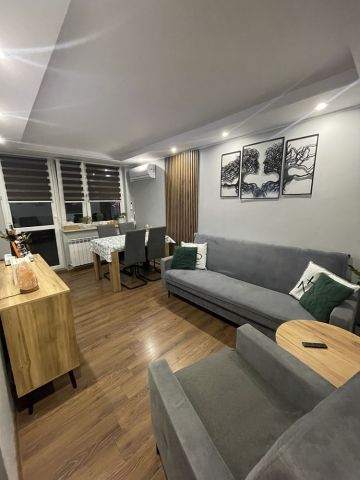 Mieszkanie 3-pokojowe Wodzisław Śląski. Zdjęcie 1