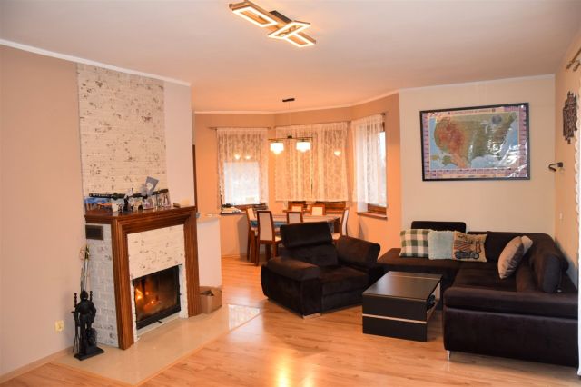 dom wolnostojący, 5 pokoi Gniezno. Zdjęcie 9