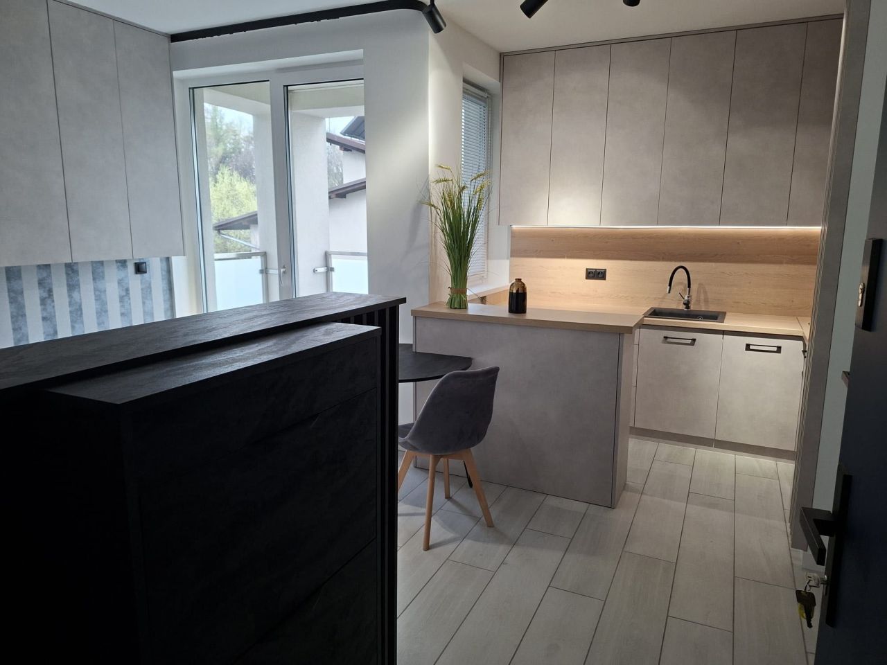 Mieszkanie 2-pokojowe Żywiec. Zdjęcie 2