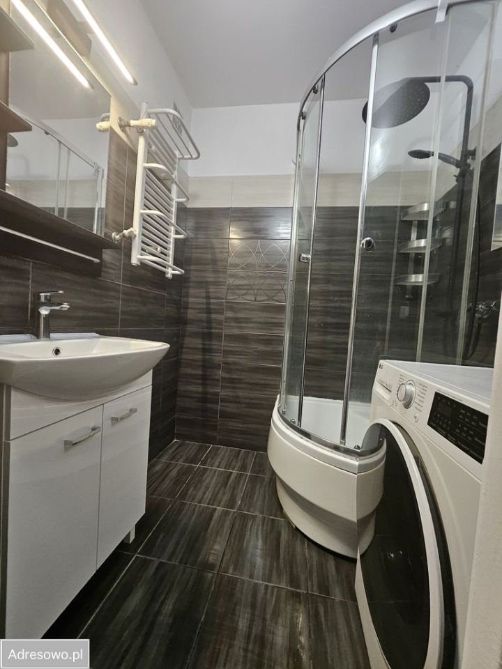 Mieszkanie 3-pokojowe Piastów. Zdjęcie 3