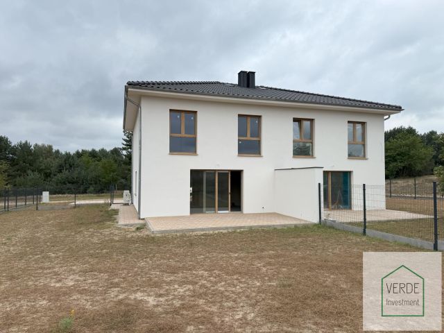 bliźniak, 4 pokoje Potasze, ul. Kwiatowa. Zdjęcie 2