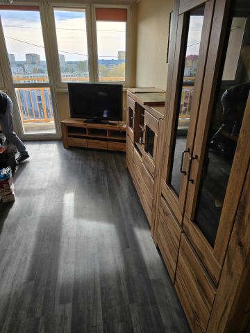 Mieszkanie 3-pokojowe Lubin Przylesie. Zdjęcie 1