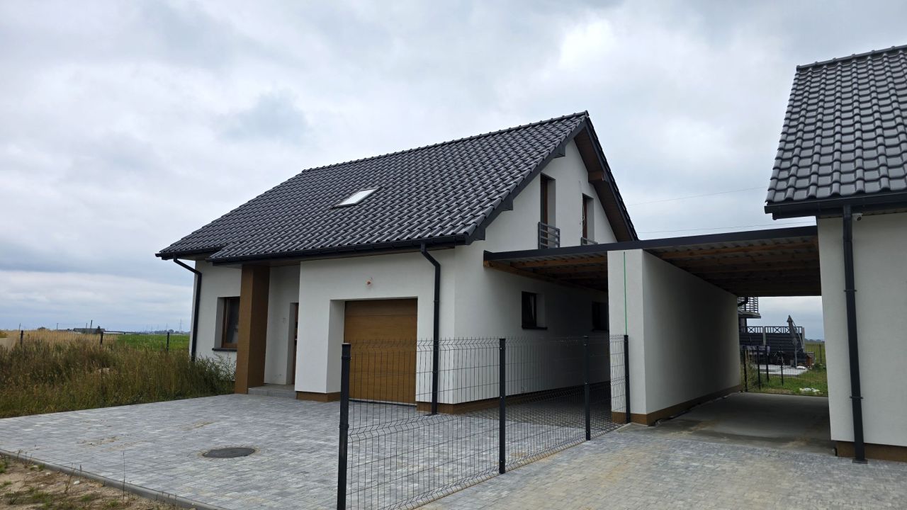 dom wolnostojący, 4 pokoje Mączniki. Zdjęcie 9