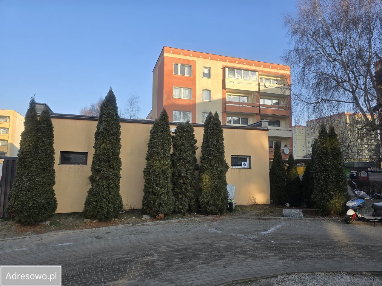 Lokal Police, ul. Piaskowa. Zdjęcie 3