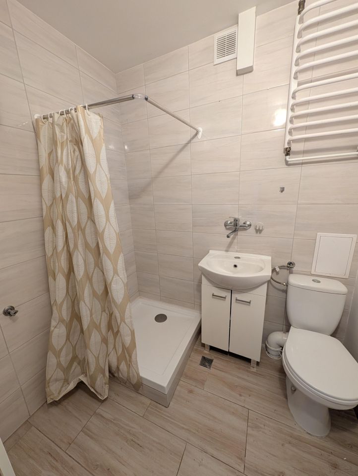 Mieszkanie 3-pokojowe Książ Wielki Mirów-Zamek, ul. Mikołaja Reja. Zdjęcie 9