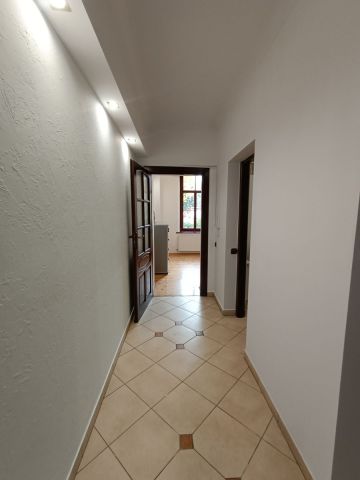 Mieszkanie 3-pokojowe Jelenia Góra Centrum, ul. Teatralna. Zdjęcie 9