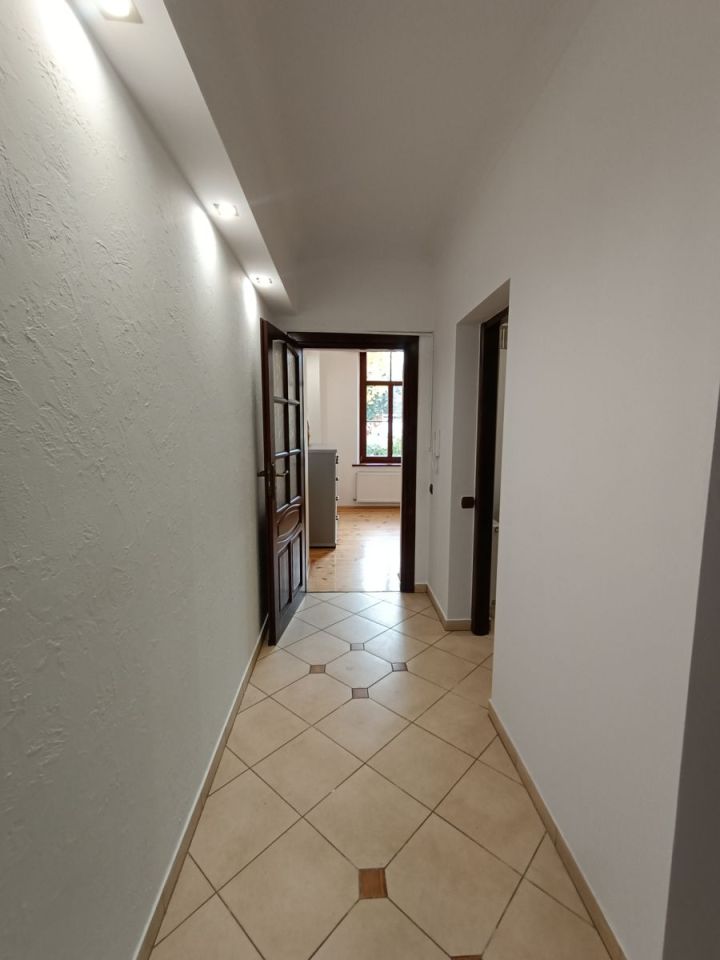 Mieszkanie 3-pokojowe Jelenia Góra Centrum, ul. Teatralna. Zdjęcie 9