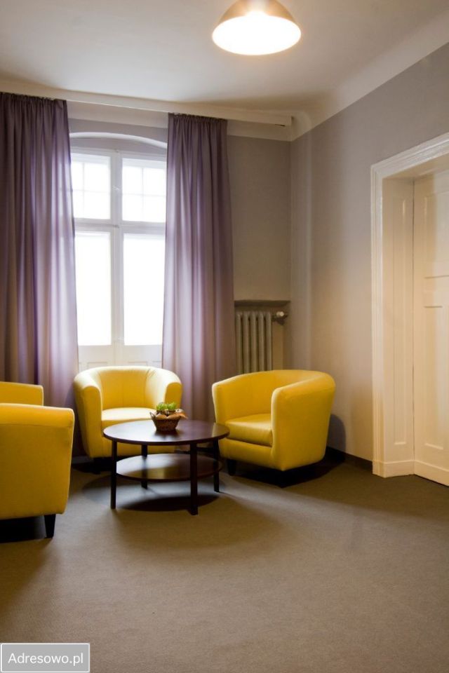 kamienica, 10 pokoi Września Centrum. Zdjęcie 12