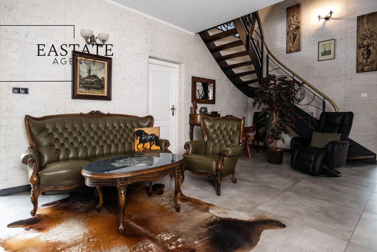 dom wolnostojący, 5 pokoi Sienno. Zdjęcie 2