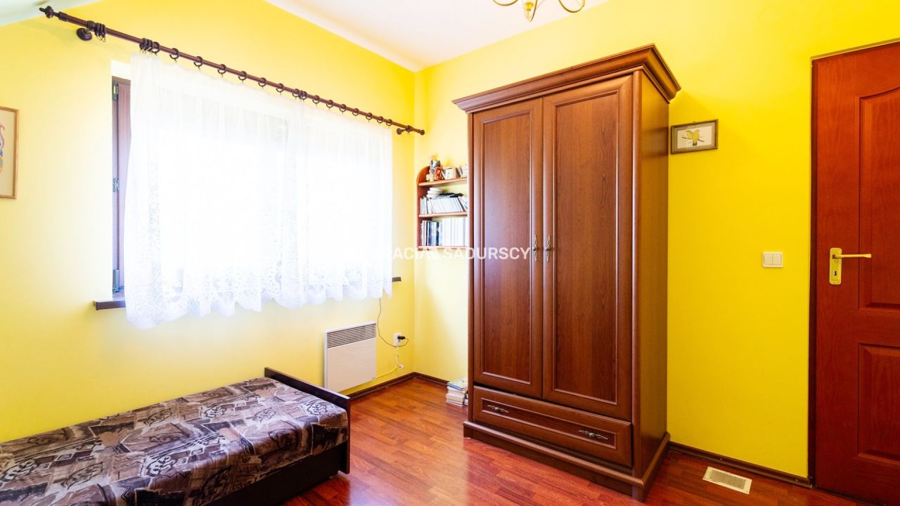 dom wolnostojący, 4 pokoje Brzeźnica. Zdjęcie 37