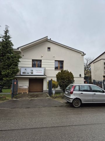 Biuro Kraków Prądnik Biały, ul. Bursztynowa. Zdjęcie 1