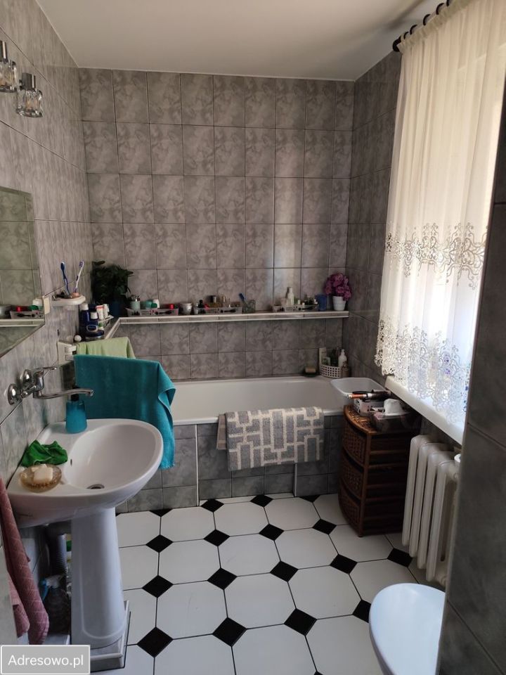 dom szeregowy, 5 pokoi Płock Zielony Jar, ul. Batalionu "Parasol". Zdjęcie 11