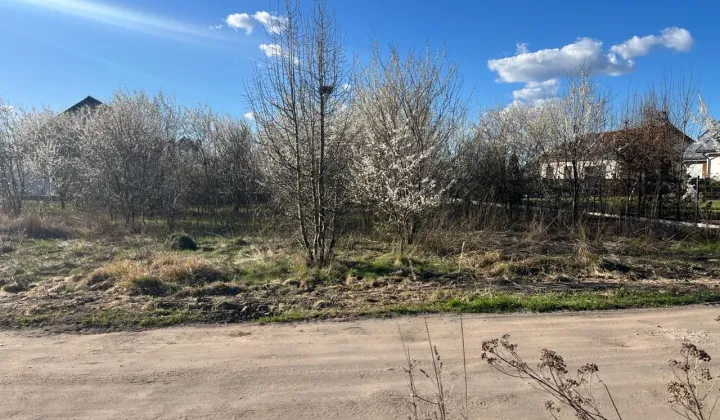 Działka budowlana Łękno