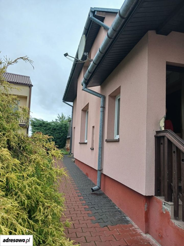 dom wolnostojący, 4 pokoje Bobrowniki, ul. Puławska. Zdjęcie 1