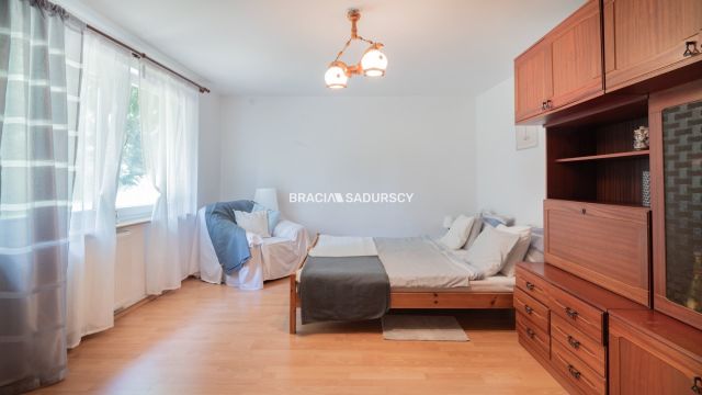 dom wolnostojący, 10 pokoi Łazy. Zdjęcie 12