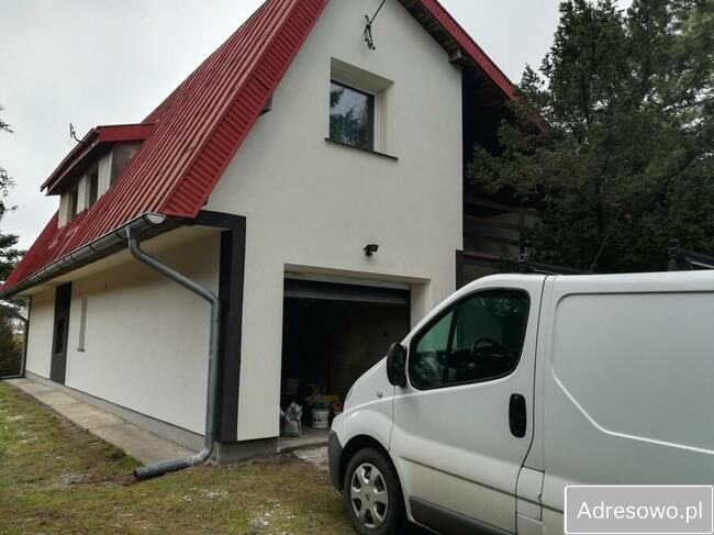 dom wolnostojący, 9 pokoi Radłów, ul. Wiejska