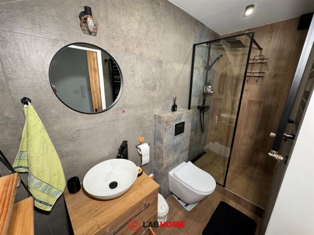 dom szeregowy, 5 pokoi Katowice Zarzecze, ul. gen. Stefana Grota-Roweckiego. Zdjęcie 8