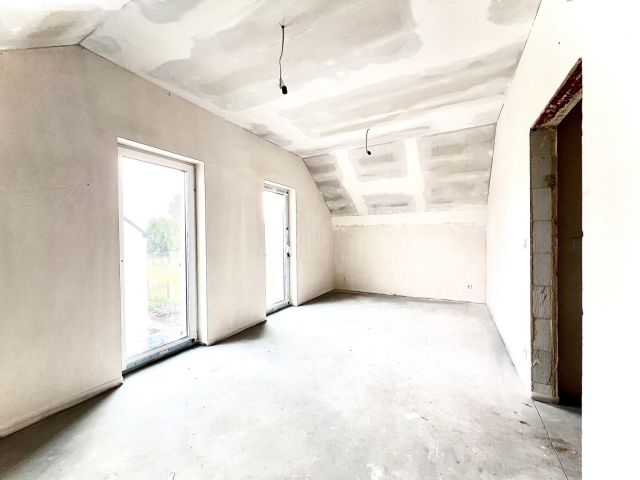 dom wolnostojący, 5 pokoi Mników. Zdjęcie 17