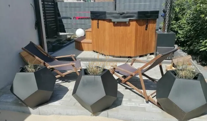 Mieszkanie 6-pokojowe Tupadły, ul. Pucka