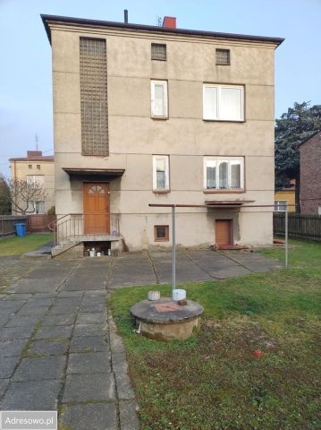 dom wolnostojący, 6 pokoi Radomsko, ul. Pułaskiego. Zdjęcie 1