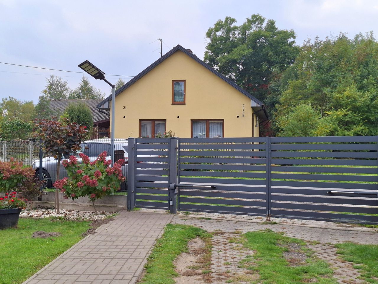 dom wolnostojący, 5 pokoi Branica. Zdjęcie 31