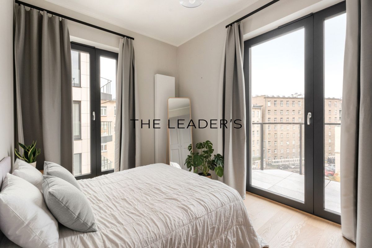 Mieszkanie 3-pokojowe Warszawa Śródmieście, ul. Emilii Plater. Zdjęcie 11