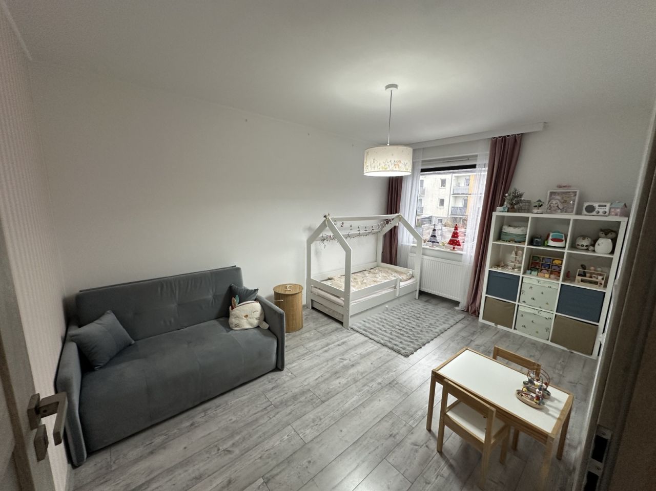 Mieszkanie 3-pokojowe Kiełczów, ul. Makowa. Zdjęcie 3