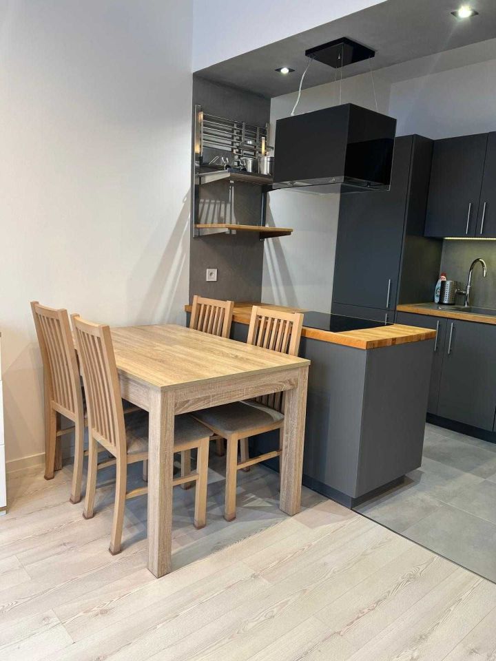 Mieszkanie 1-pokojowe Warszawa Gocław, ul. Jugosłowiańska. Zdjęcie 1