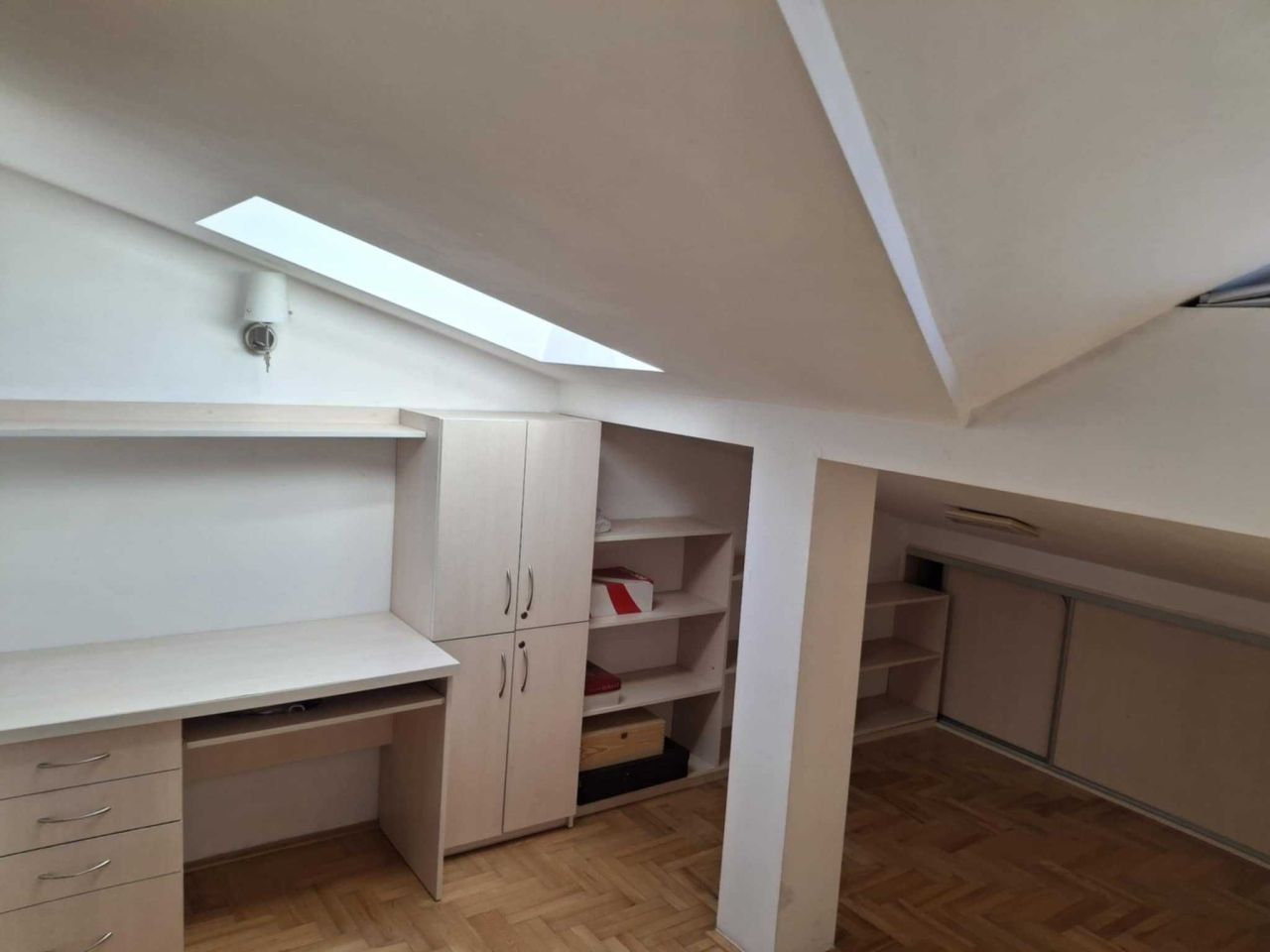 Mieszkanie 4-pokojowe Parczew. Zdjęcie 4