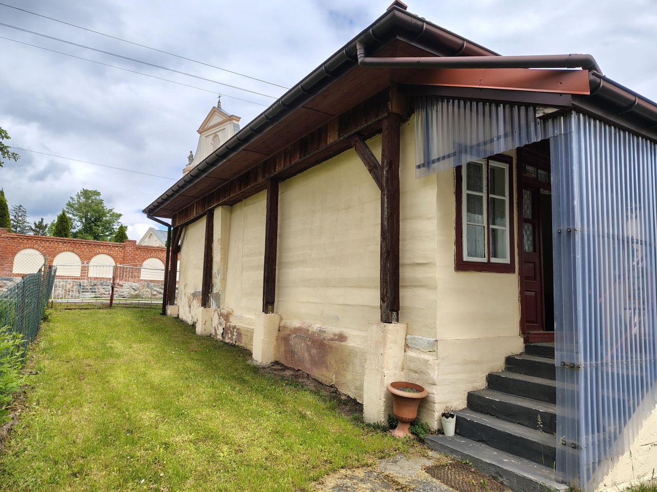 dom wolnostojący, 1 pokój Sieniawa, ul. gen. Władysława Sikorskiego. Zdjęcie 4