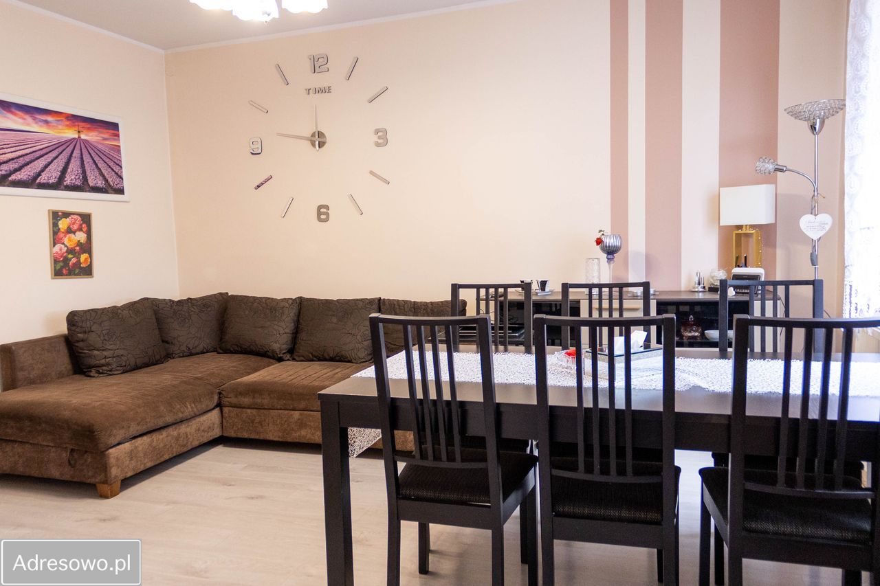 dom wolnostojący, 3 pokoje Żerniki. Zdjęcie 1