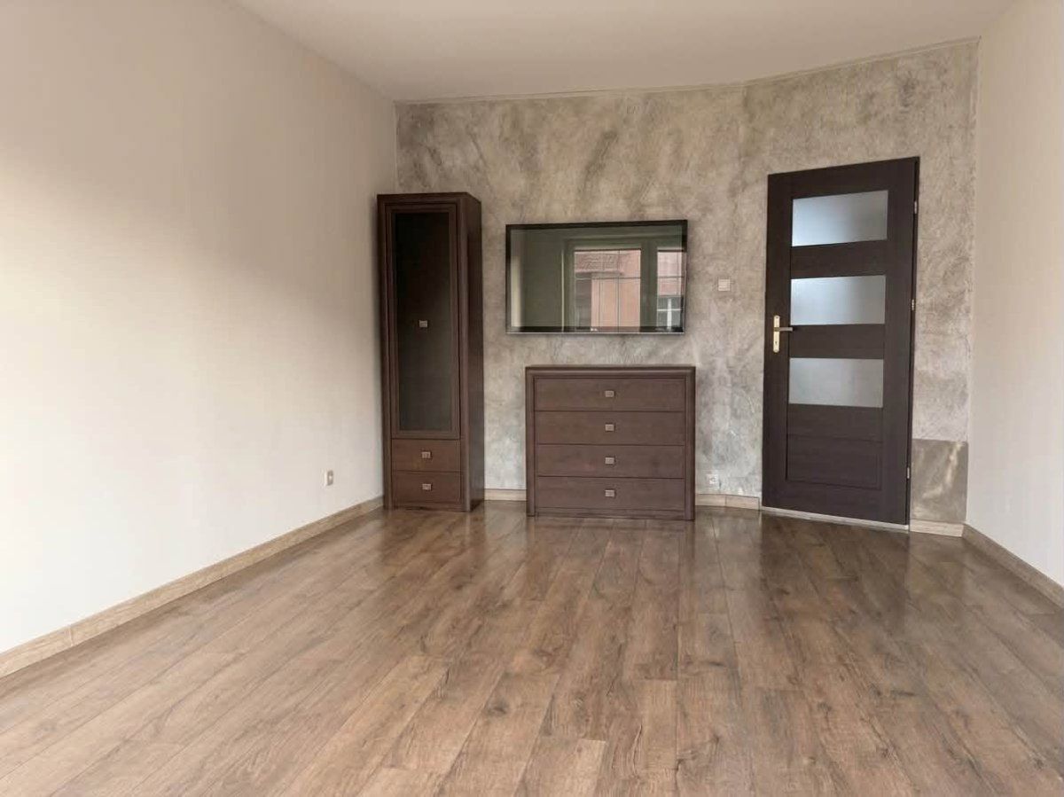 Mieszkanie 2-pokojowe Legnica, ul. Emilii Plater. Zdjęcie 3