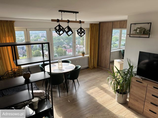 Mieszkanie 2-pokojowe Kraków Podgórze Duchackie, ul. Gromady Grudziąż. Zdjęcie 1