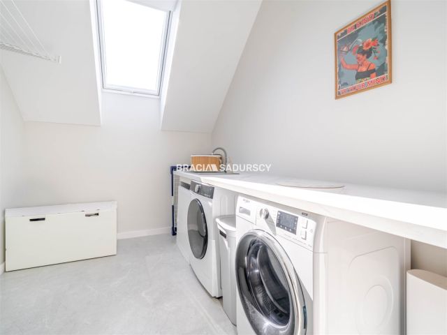 dom wolnostojący, 6 pokoi Młodziejowice. Zdjęcie 29