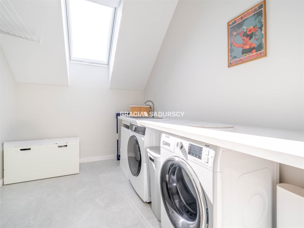 dom wolnostojący, 6 pokoi Młodziejowice. Zdjęcie 29