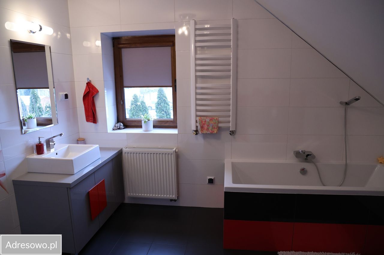 dom wolnostojący, 5 pokoi Mrozy. Zdjęcie 5